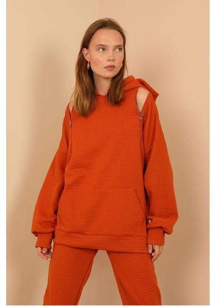 Petek Kumaş Uzun Kol Kapüşonlu Fermuar Detaylı Kadın Sweatshirt-Tarçın modelleri