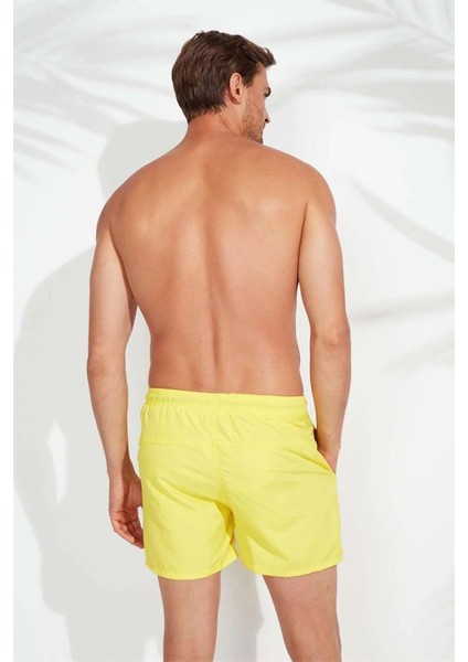 21000 Erkek Orta Boy Deniz Şortu-Sarı modelleri