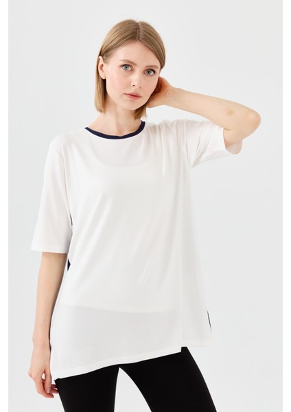 Kadın Sıfır Yaka Penye T-Shirt Kemik
