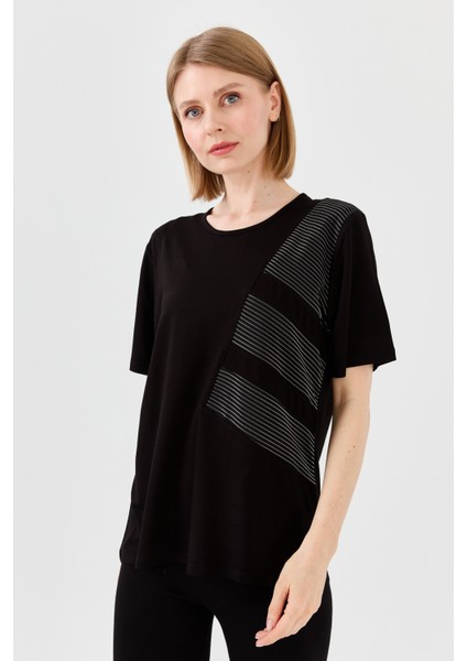 Kadın Sıfır Yaka Zincir Kumaşlı Penye T-Shirt Siyah fiyatları