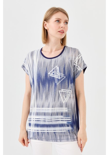 Kadın Sıfır Yaka Üçgen Baskılı Penye T-Shirt Lacivert