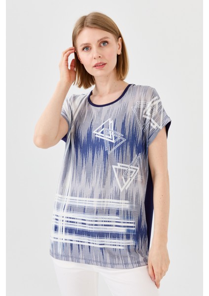 Kadın Sıfır Yaka Üçgen Baskılı Penye T-Shirt Lacivert indirimleri
