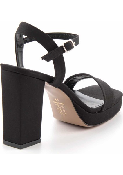 Mat Siyah Saten Kadın Klasik Topuklu Ayakkabı K05215161438 fırsatları