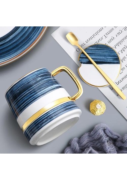 Kahve Kupa Set Seramik Kahve Fincanı Tabağı Kapaklı ve Kaşık ile Yaratıcı Ev Mutfak Aksesuarları Drinkware Çay Bardağı Kupalar | Kupalar (Yurt Dışından)