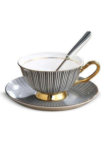 Avrupa Noble Kemik Çini Kahve Fincanı Tabağı Kaşık Seti 200 ml Lüks Seramik Kupa Üst Sınıf Porselen Çay Kupası Cafe Parti Drinkware | Kupalar (Yurt Dışından)