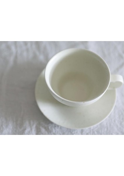 Vintage Beyaz Kahve Fincanı El Yapımı Modern Seramik Kupa Kahve Fincanı Porselen Çay Bardağı ve Daire Setleri Çiçek Çay Çanak Seti | Kahve Kupası ve tabak Setleri (Yurt Dışından) fırsatları