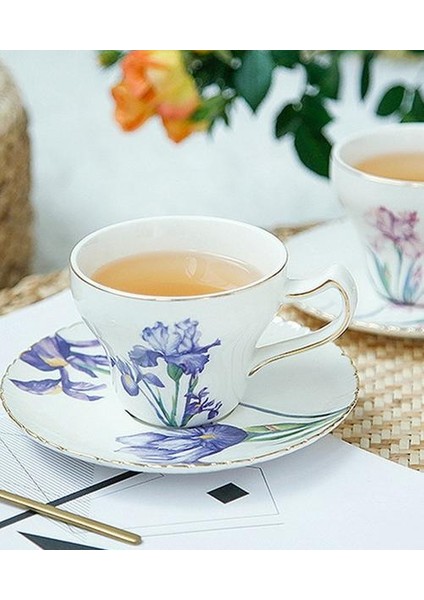 Ingiliz Retro Kahve Fincanları ve Tabağı Altın Kolu ile Set Seramik Cappuccino Öğleden Sonra Çay Bardağı Çay Seti ile Hediye Kutusu Drinkware | (Yurt Dışından)
