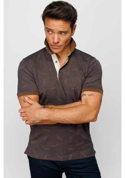 Erkek Polo Yaka Tüy Desenli T-Shirt Kahve