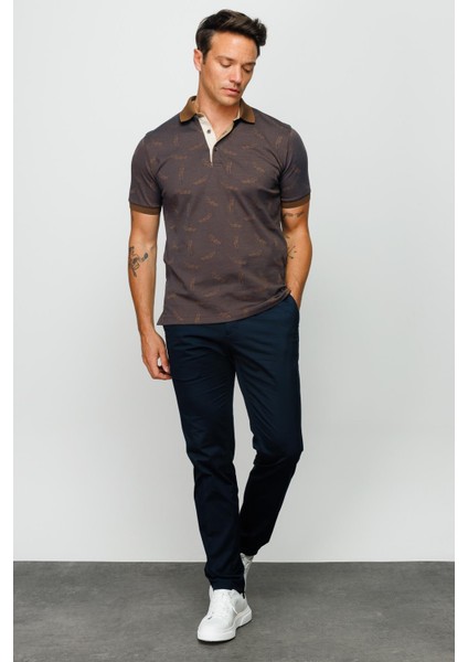 Erkek Polo Yaka Tüy Desenli T-Shirt Kahve