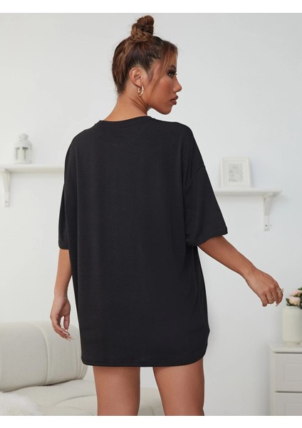 Kadın Belesed Baskılı Oversize Tshirt Daxis Sportwear Company modelleri