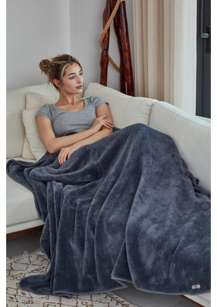 Softline Peluş Wellsoft Giyilebilir Kollu Tv Battaniyesi