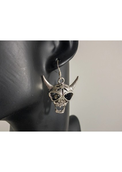 Kuru Kafa Gotik Küpe modelleri