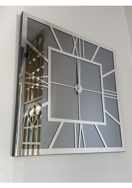 Silver Quare Smoked Model Gümüş Füme Renk 60 Cm x 60 Cm Dekoratif Aynalı Duvar Saati fiyatları