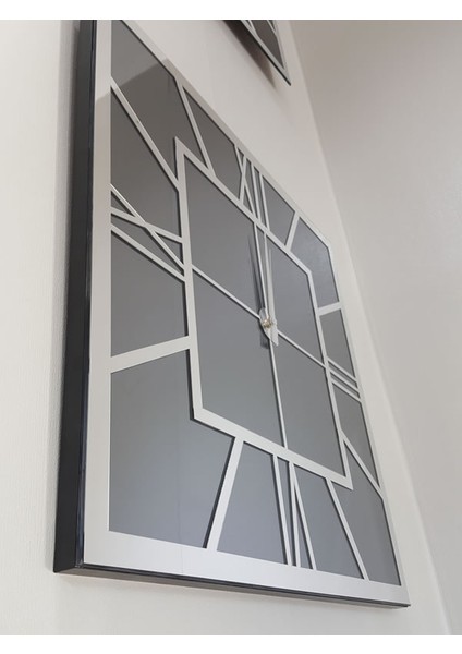Silver Quare Smoked Model Gümüş Füme Renk 60 Cm x 60 Cm Dekoratif Aynalı Duvar Saati indirimleri