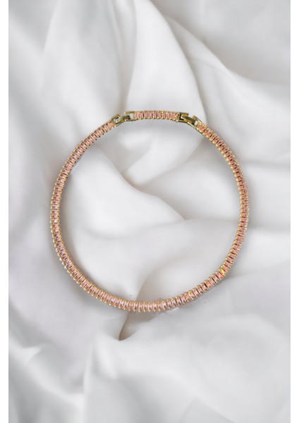 Pembe Zirkon Taşlı Baget Model Su Yolu Gold Kolye