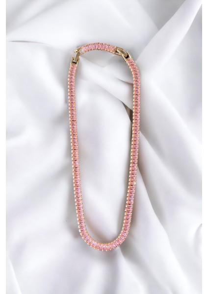 Pembe Zirkon Taşlı Baget Model Su Yolu Gold Kolye