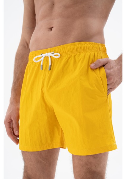 Erkek Regular Fit Basic Mayo Deniz Şortu Y25525277901