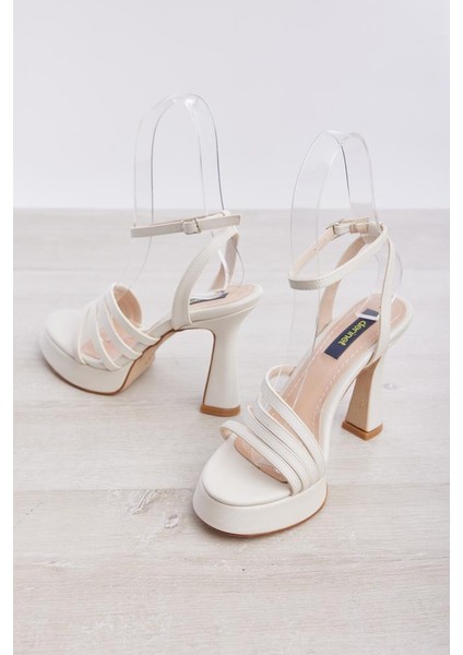 Kalın Topuklu Platformlu Kadın Abiye Ayakkabı modelleri