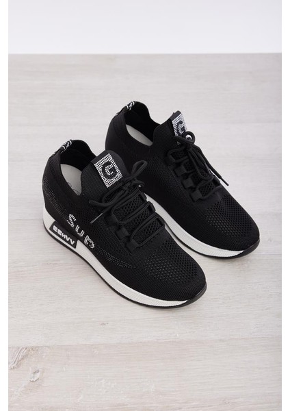 Bağcık Aksesuarlı Gizli Topuk Kadın Sneaker modelleri