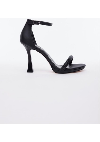 Taşlı Bilekbantlı Kadın Topuklu Ayakkabı