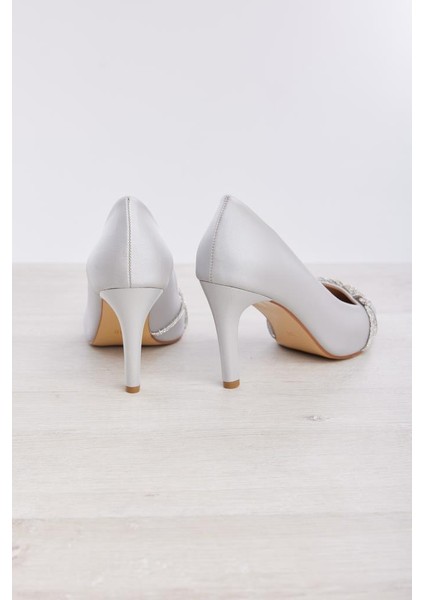 Taş Aksesuarlı Kadın Stiletto indirimleri