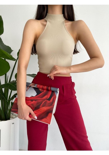 Kadın Ottoman Halter Yaka Likralı Örme Crop Bluz Bej