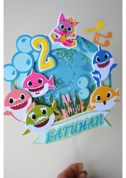 Baby Shark Temalı - Kız/erkek Çocuk/bebek Doğum Günü - Kişiye Özel Çubuklu Pasta Süsü - Cake Topper fiyatları