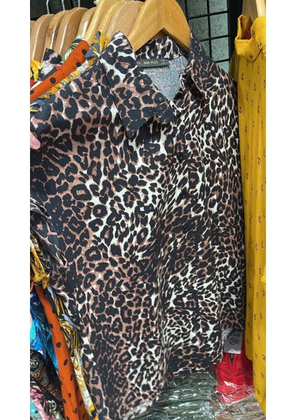 Kadın Desenli Dokuma Viskon Yarasa Kol Yazlık Gömlek (Renk Seçenekli) fırsatları