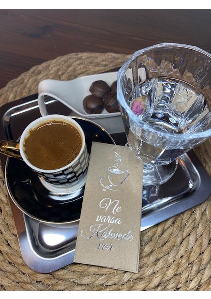 Gümüş Yaldızlı Kraft Ne Varsa Kahvede Var Peçete 6X12 cm