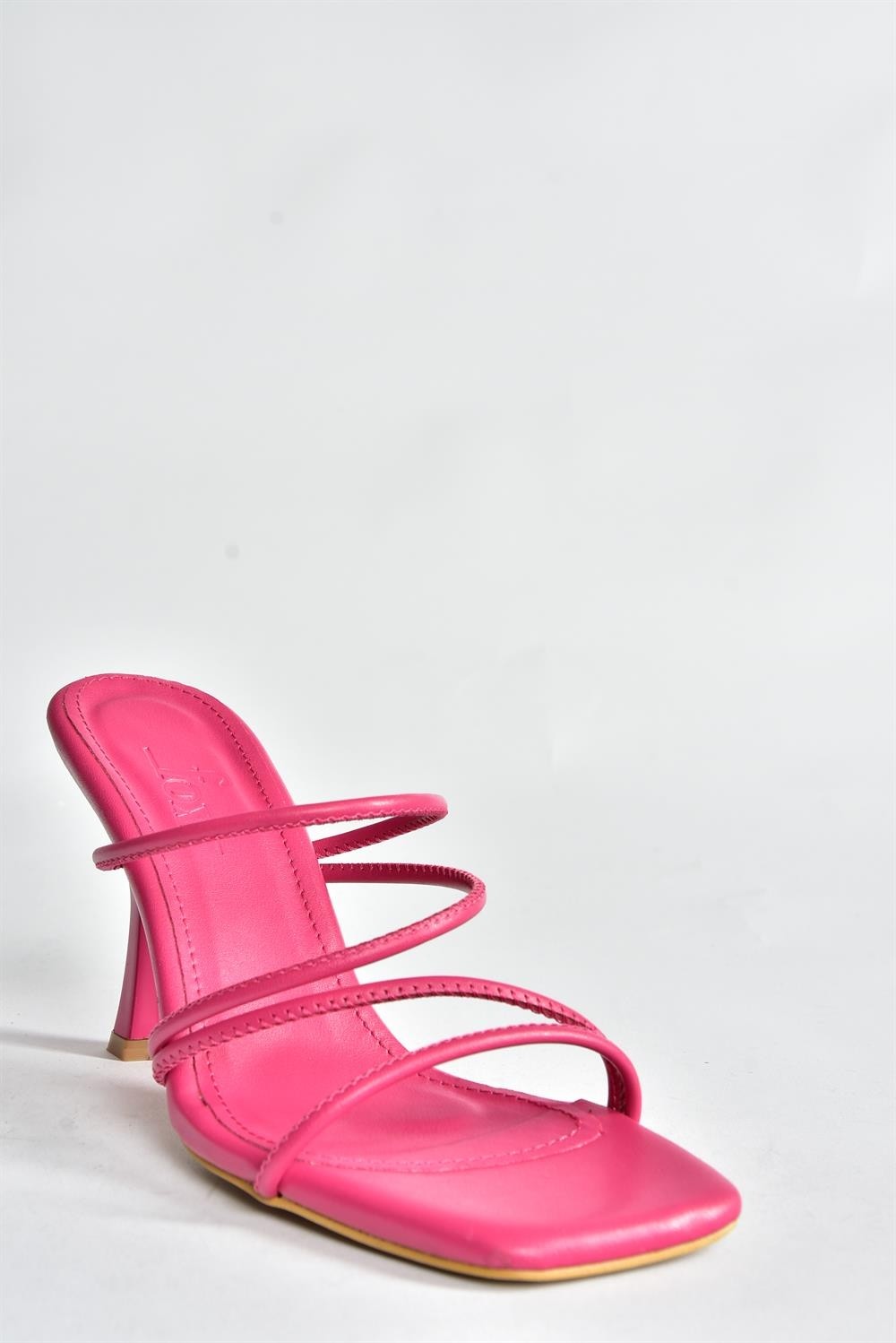 Fox Shoes Fuşya Kalın Topuklu Kadın Ayakkabı P590033909 görsel 5