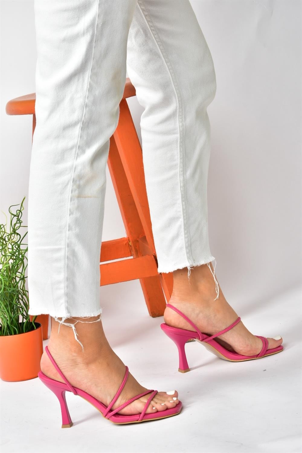 Fox Shoes Fuşya Kalın Topuklu Kadın Ayakkabı P590033909 görsel 3