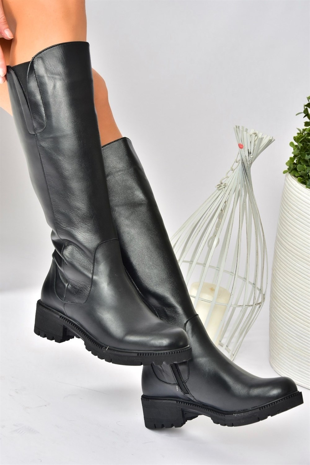 Fox Shoes Siyah Deri Günlük Kadın Çizme N654226103 görsel 3