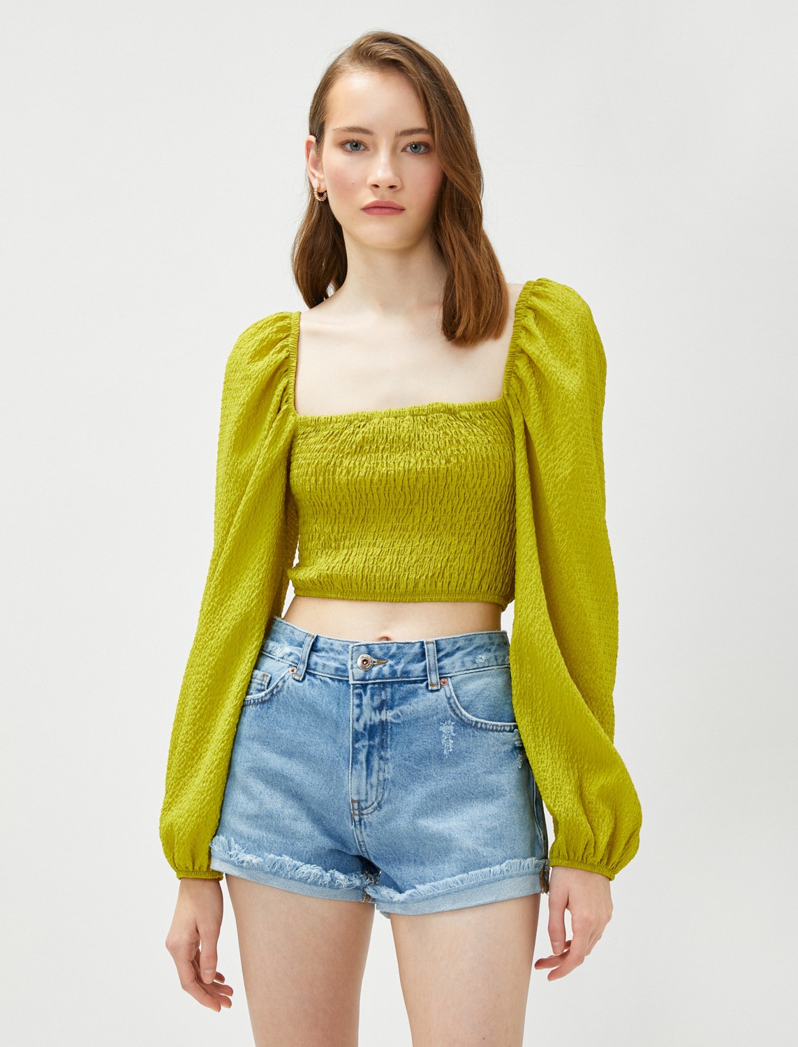 Koton Crop Bluz Gipeli Balon Kol Kare Yaka görsel 3