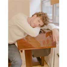 Anime And Your World Vance Joy  Defter 1 Adet Özel Tasarım A5 Boyutu 15*21 cm  Telli Çizgisiz Orta Boy defter