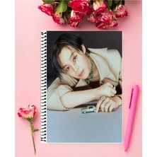 Anime And Your World Jimin Bts Defter 1 Adet Özel Tasarım A4 Boyutu 21*29 cm Telli Kareli Büyük Boy Defter