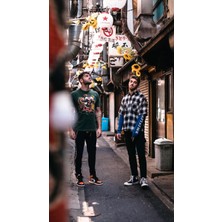 Anime And Your World The Chainsmokers  Defter 1 Adet Özel Tasarım A5 Boyutu 15*21 cm  Telli Çizgisiz Orta Boy defter