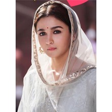 Anime And Your World Alia Bhatt  Defter 1 Adet Özel Tasarım A4 Boyutu 21*29 cm Telli Çizgili Büyük Boy Defter