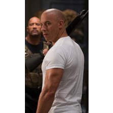 Anime And Your World Vin Diesel  Defter 1 Adet Özel Tasarım A5 Boyutu 15*21 cm  Telli Çizgisiz Orta Boy defter