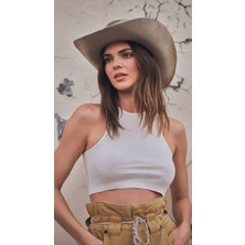 Anime And Your World Kendall Jenner  Resim Defteri Çizim Defteri Telli A4 Boyutu Pvc Kaplı 21×29 cm 32 Sayfa