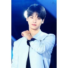 Anime And Your World Vixx Kpop  Defter 1 Adet Özel Tasarım A4 Boyutu 21*29 cm  Telli Çizgisiz Büyük Boy defter
