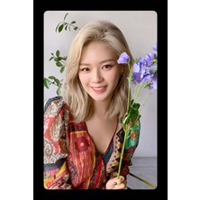 Anime And Your World  Twice Kpop Defter 1 Adet Özel Tasarım A4 Boyutu 21*29 cm  Telli Çizgisiz Büyük Boy defter