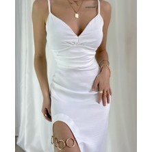My Model Beyaz Bacak Halka Detaylı Yırtmaçlı Askılı Midi Elbise