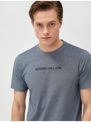 Koton Slogan İşlemeli Tişört Bisiklet Yaka Dar Kesim Kısa Kollu