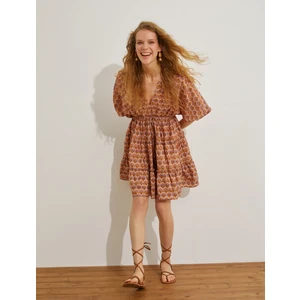 Etnik Baskılı Katlı Mini Elbise V Yaka