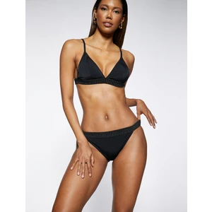 Bikini Altı Nakışlı Kalın Bel Detaylı