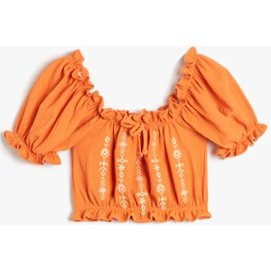 Crop Bluz Fırfırlı İşlemeli Önü Büzgülü Kısa Kollu