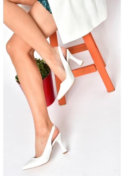 P250149009 Beyaz Kalın Topuklu Kadın Ayakkabı