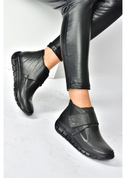 Siyah Hakiki Deri Comfort Ortopedik Taban Kadın Bot N555361003