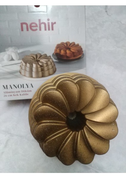 Manolya Gold Döküm Kek Kalıbı 26 cm