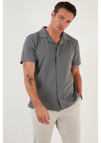 Pamuklu Regular Fit Kısa Kollu Gömlek Erkek Gömlek 5902640